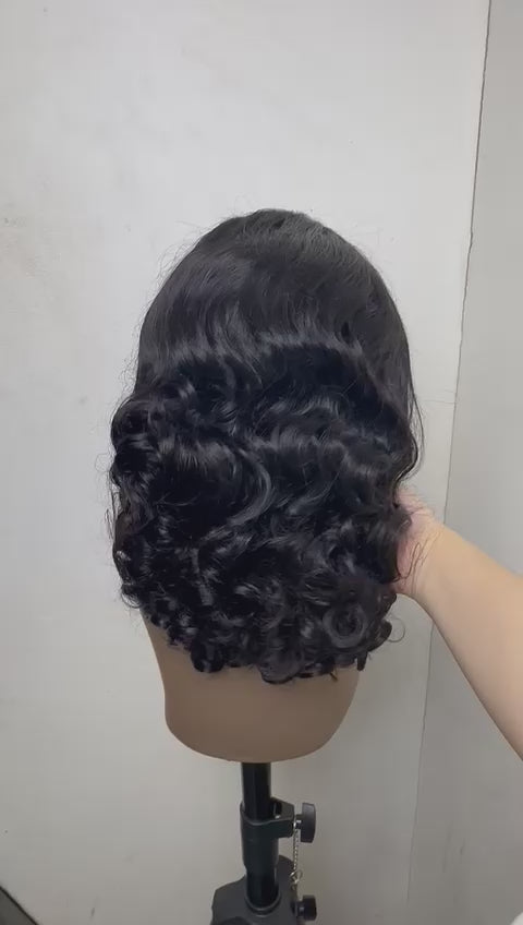 BLACK BOUNCY CURLS